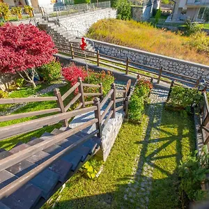 https://happy-guest-apartments-alpin-chalet-borno.it-lombardy.com