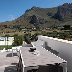 https://casa-bamb-con-piscina-a-macari.sicilyhotelsitaly.net